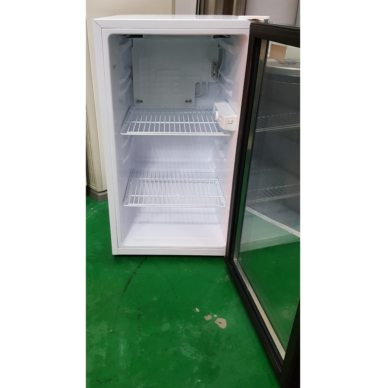 음료수 냉장고 117L 2대